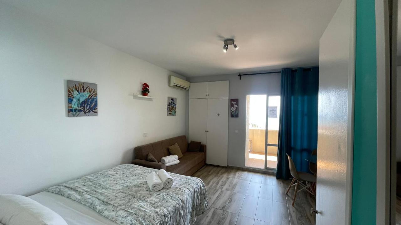 Estudio Con Vista Al Mar 19 贝纳尔马德纳 外观 照片